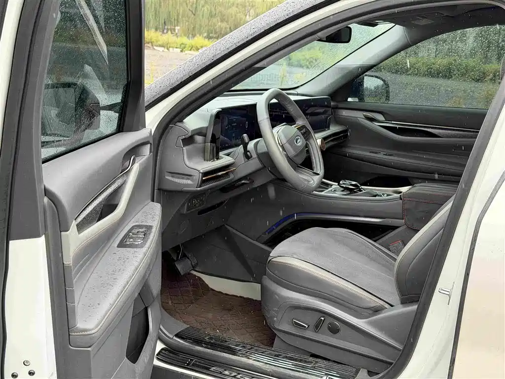 Ford Edge — миниатюра 7