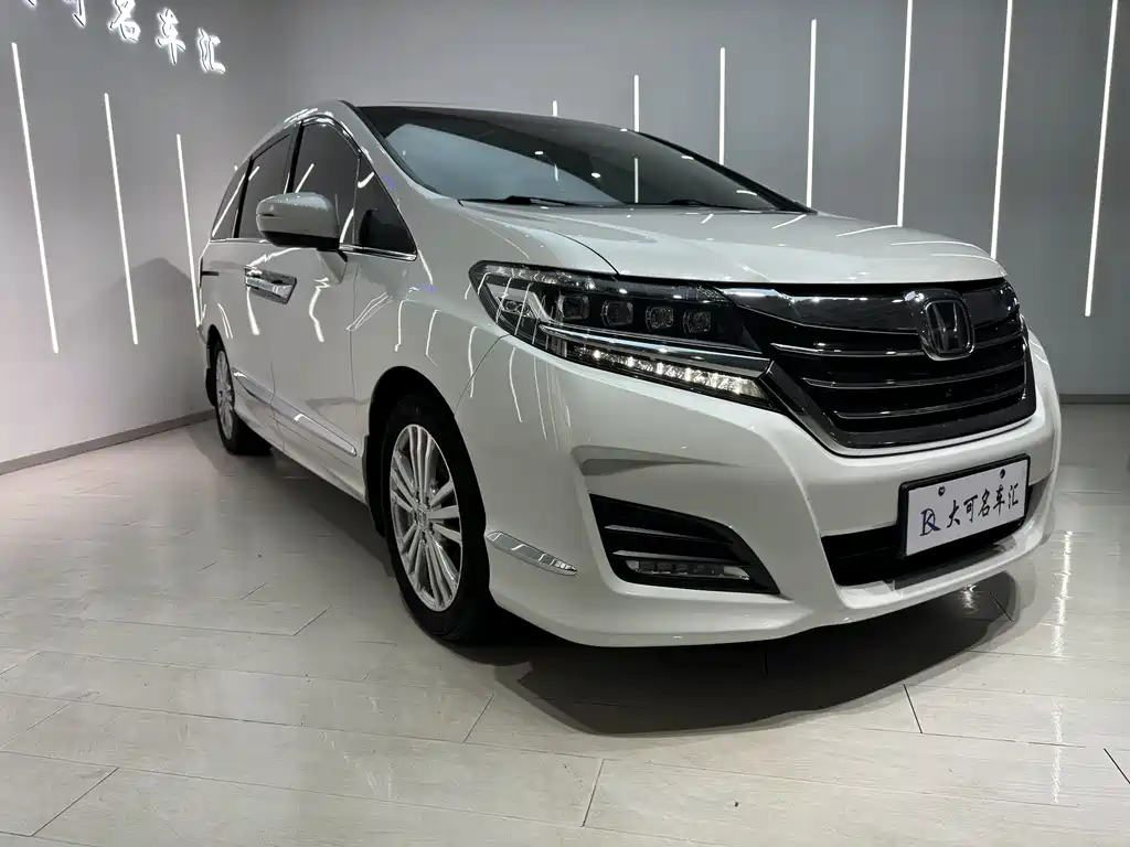 Honda Elysion 2016 2.4L