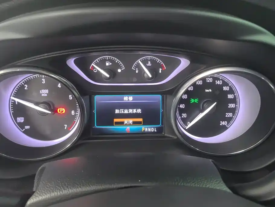 Buick Envision Plus — миниатюра 14