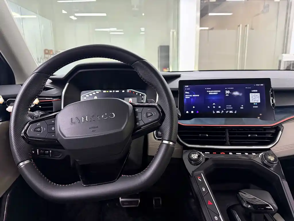 Lynk & Co 06 — миниатюра 17