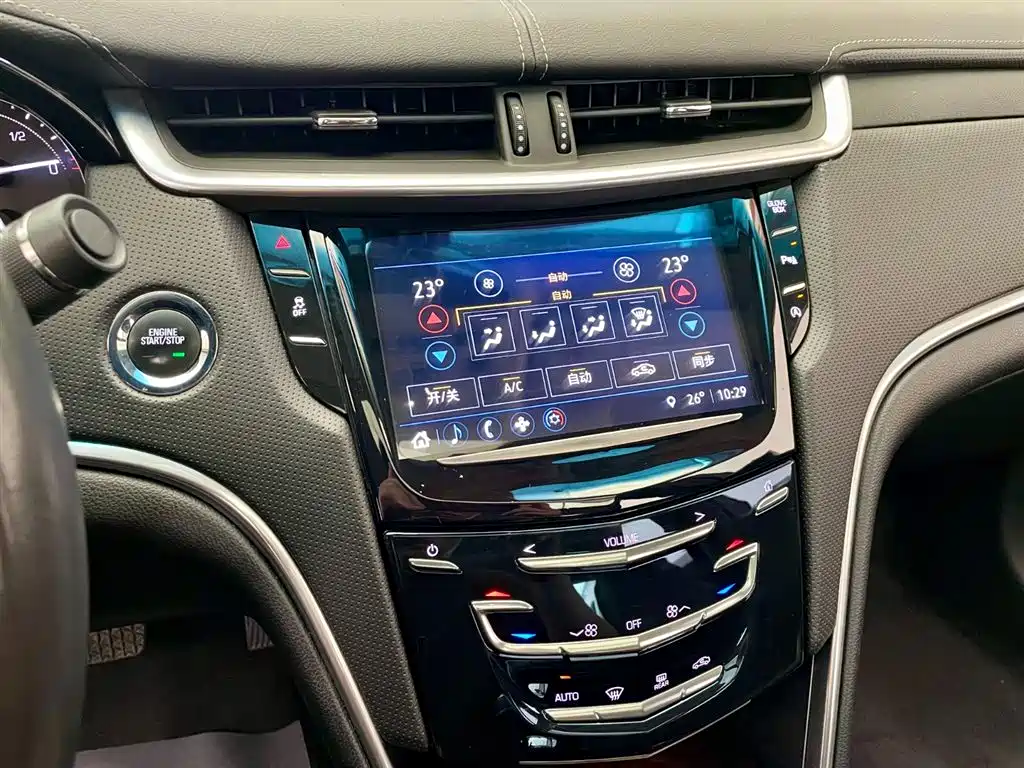 Cadillac XTS 2018 28T