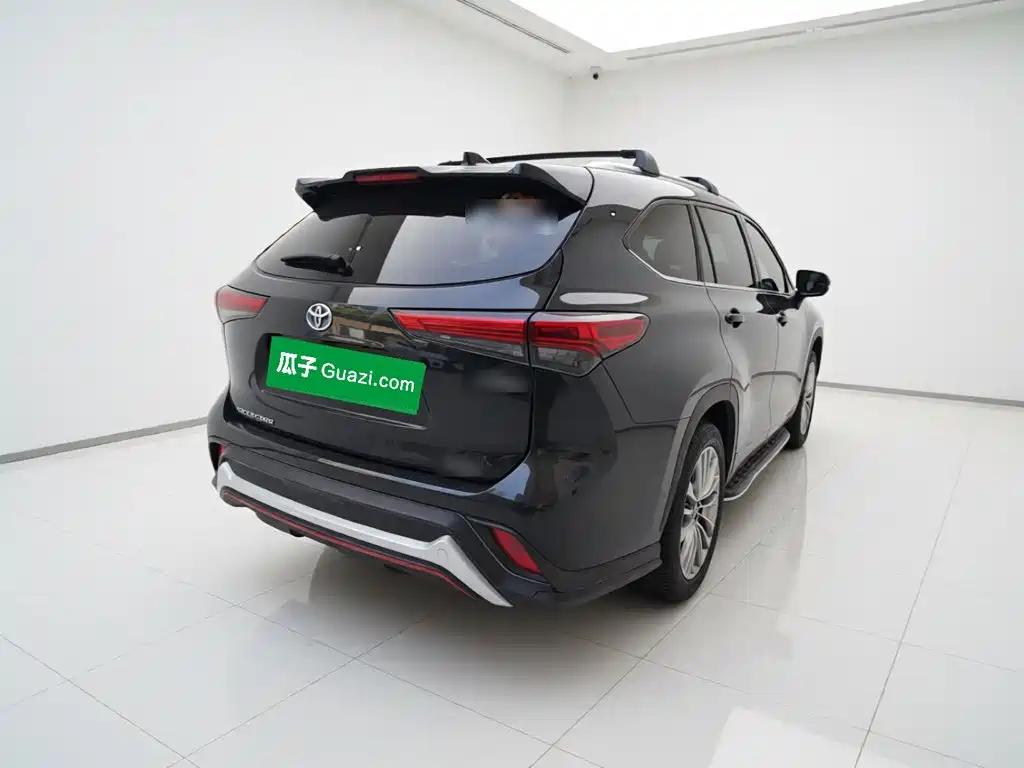Toyota Highlander — миниатюра 4
