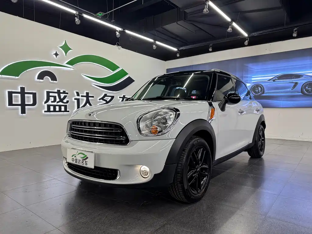 Mini Mini Countryman 2016
