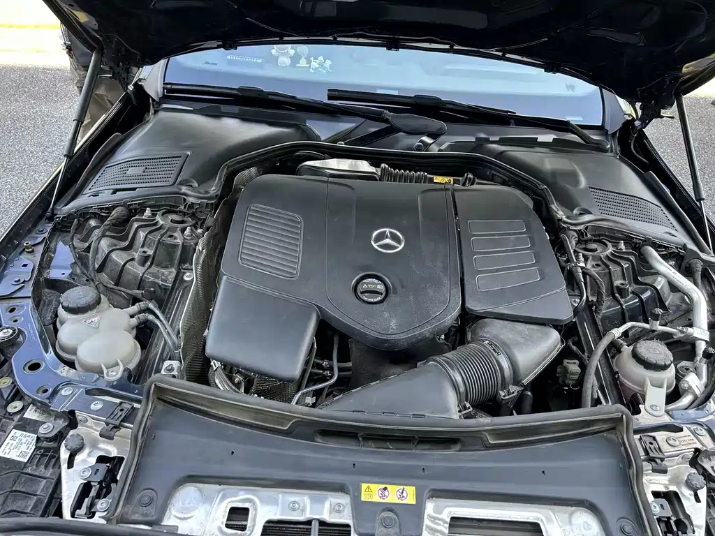 Mercedes-Benz C-Class — миниатюра 9