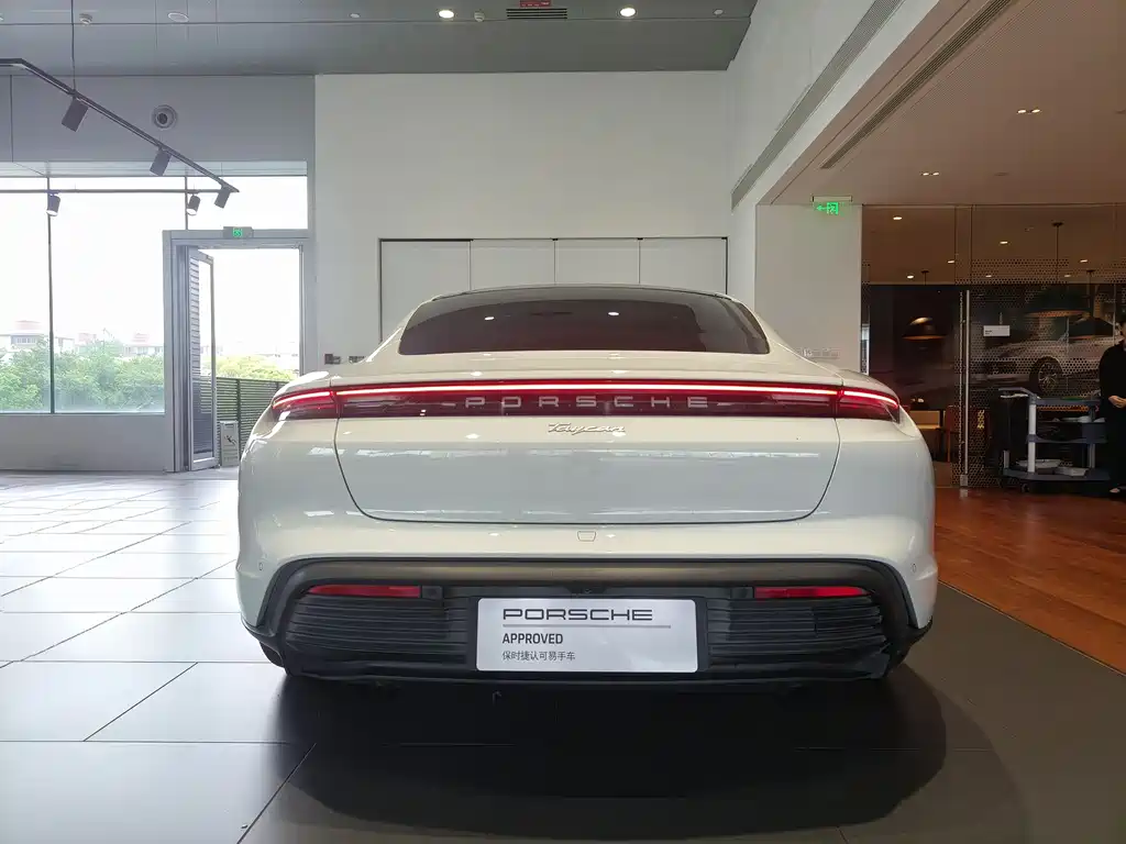 Porsche Taycan 2020 Taycan