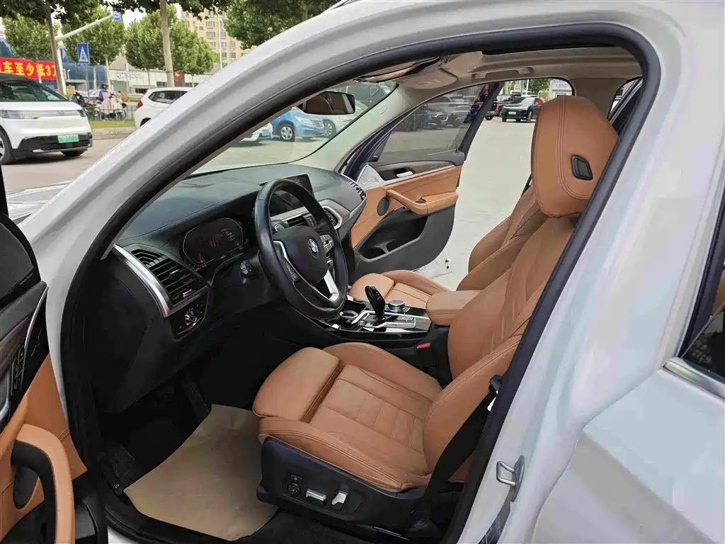 BMW X3 2021 xDrive28i Luxury
