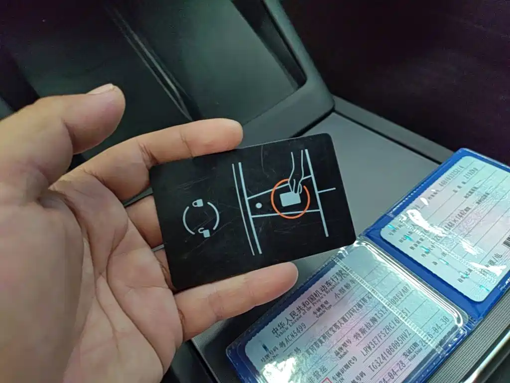 Tesla Model 3 — миниатюра 9