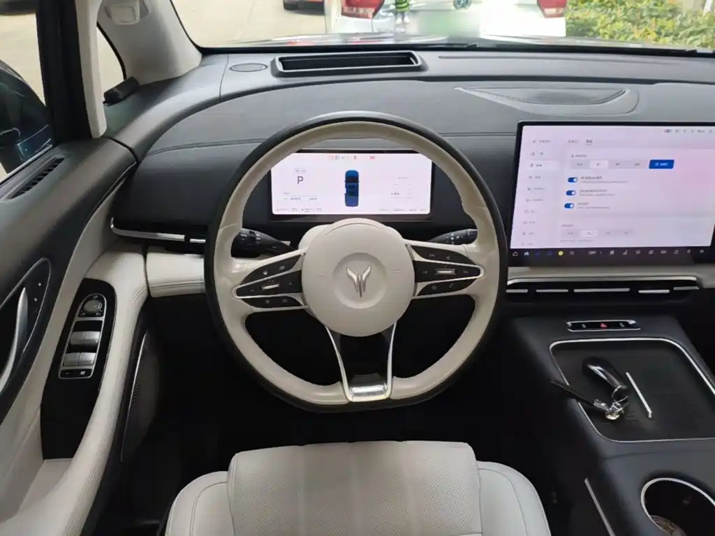 VOYAH Dreamer — миниатюра 11