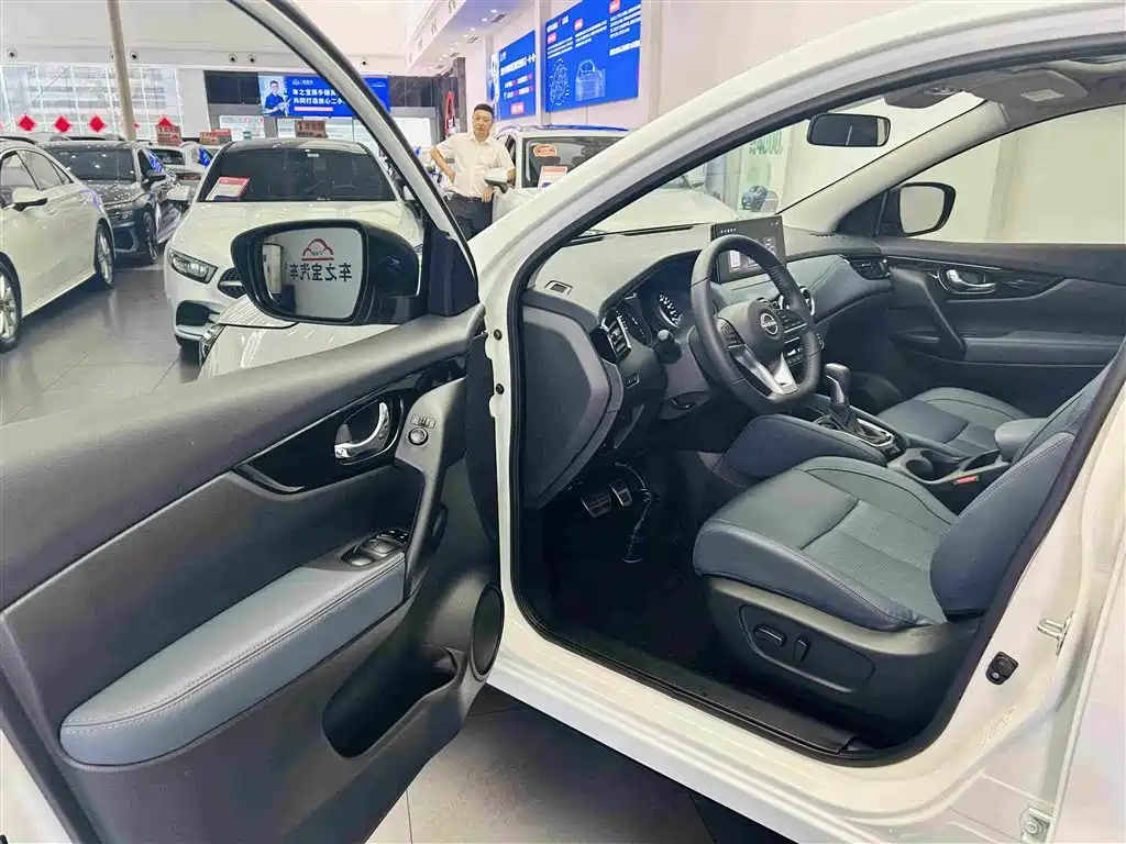 Nissan Qashqai — миниатюра 20