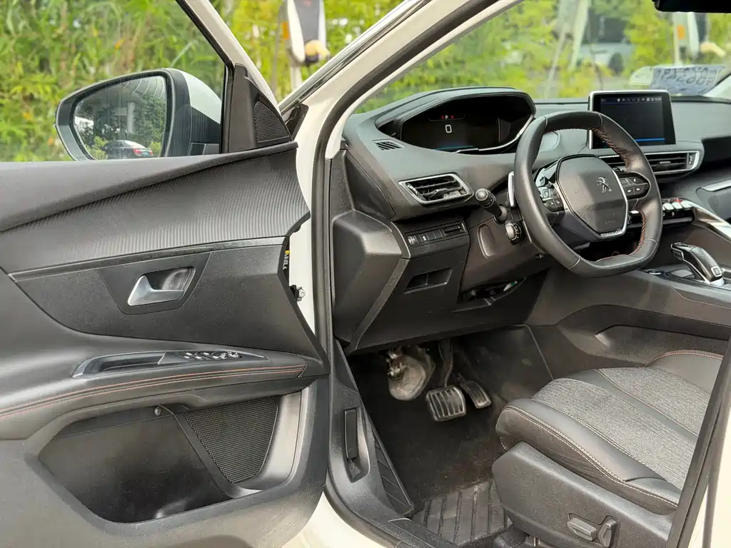 Peugeot 5008 — миниатюра 9