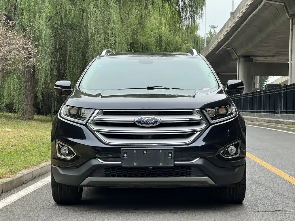 Ford Edge — миниатюра 2