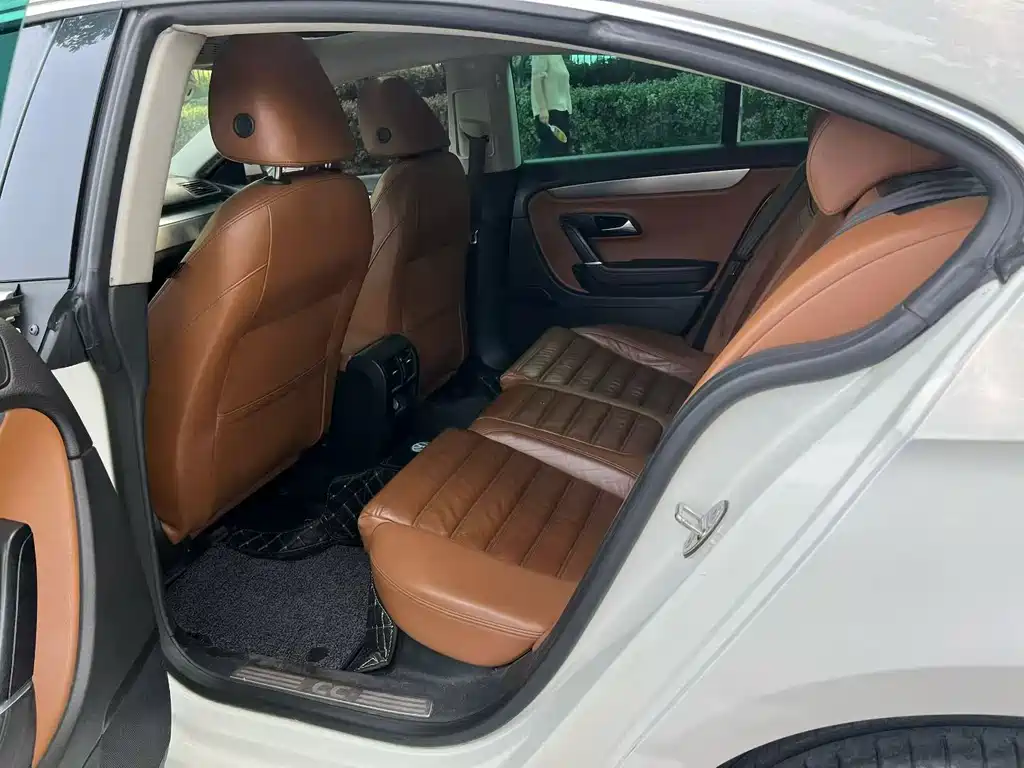 Volkswagen CC — миниатюра 9