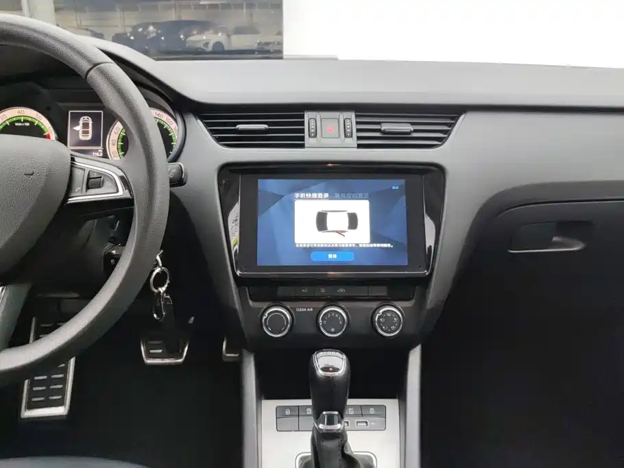 Skoda Octavia — миниатюра 13