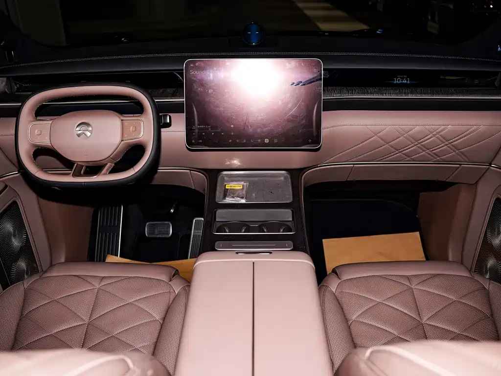 NIO 蔚来ES9 — миниатюра 36