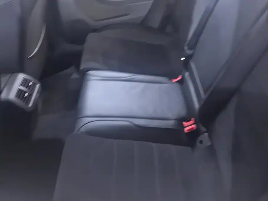 Volkswagen Golf — миниатюра 11