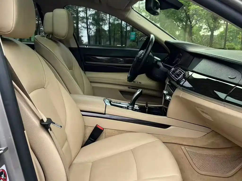 BMW 7 Series 7 2011 730Li Elegant