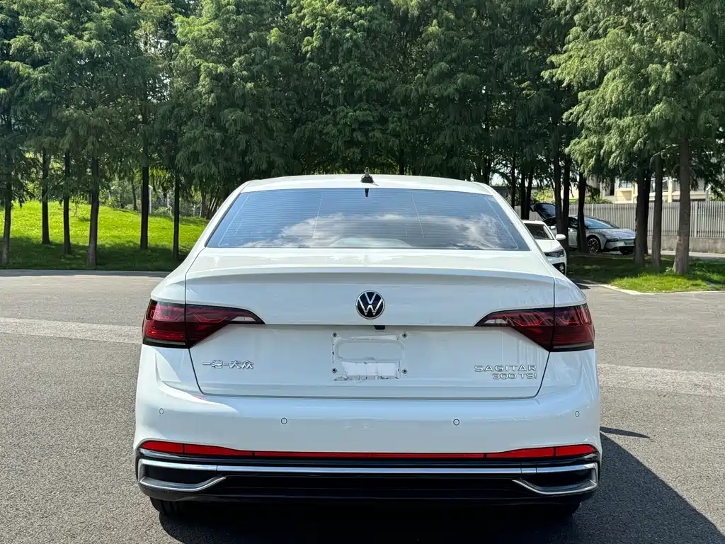 Volkswagen Sagitar — миниатюра 15
