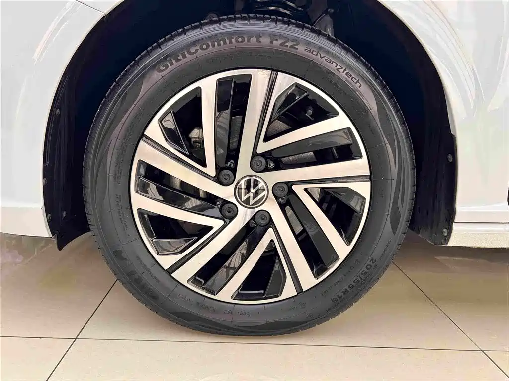 Volkswagen Lavida — миниатюра 18