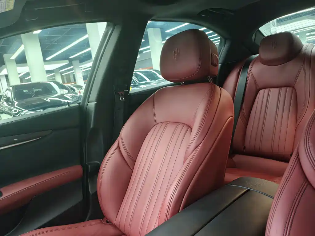 Maserati Ghibli — миниатюра 8