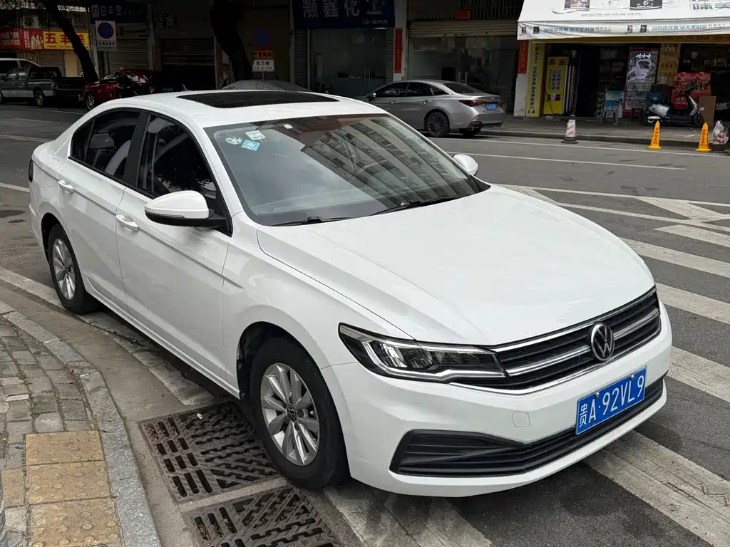 Volkswagen Bora — миниатюра 3