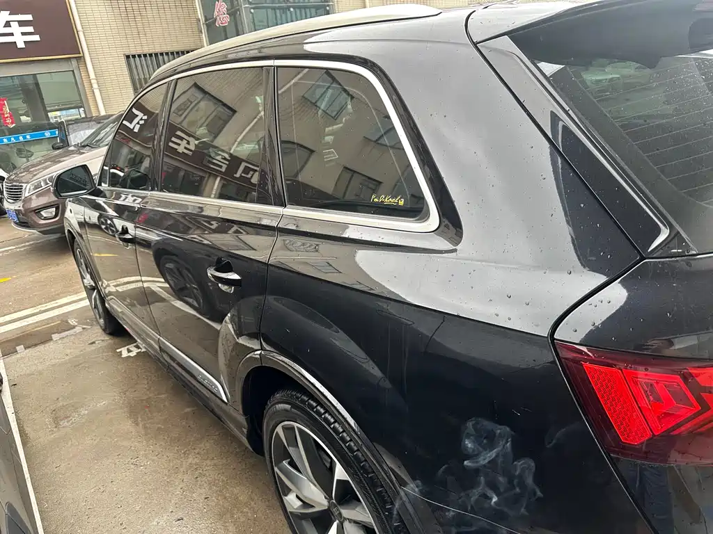 Audi Q7 2021 55 TFSI quattro S line Sport