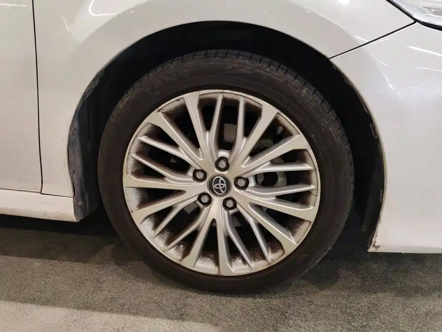 Toyota Camry — миниатюра 6