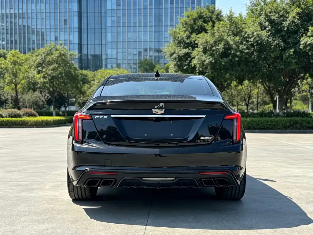 Cadillac CT5 — миниатюра 5