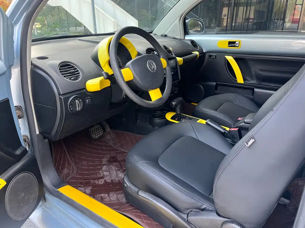 Volkswagen Beetle — миниатюра 6