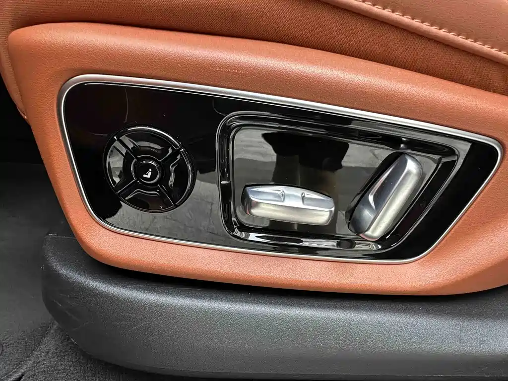 Li Auto Li L7 — миниатюра 26