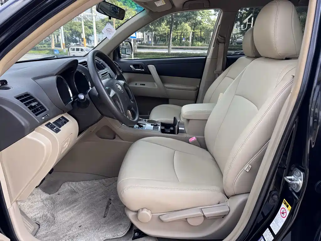 Toyota Highlander — миниатюра 5