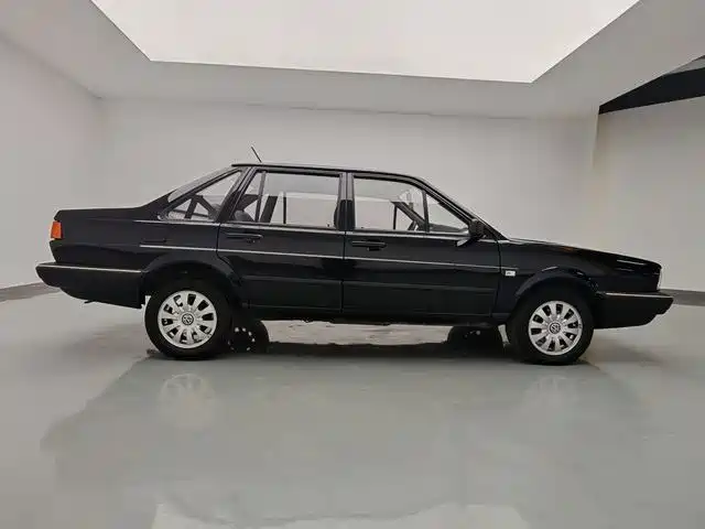 Volkswagen Santana Classic — миниатюра 9