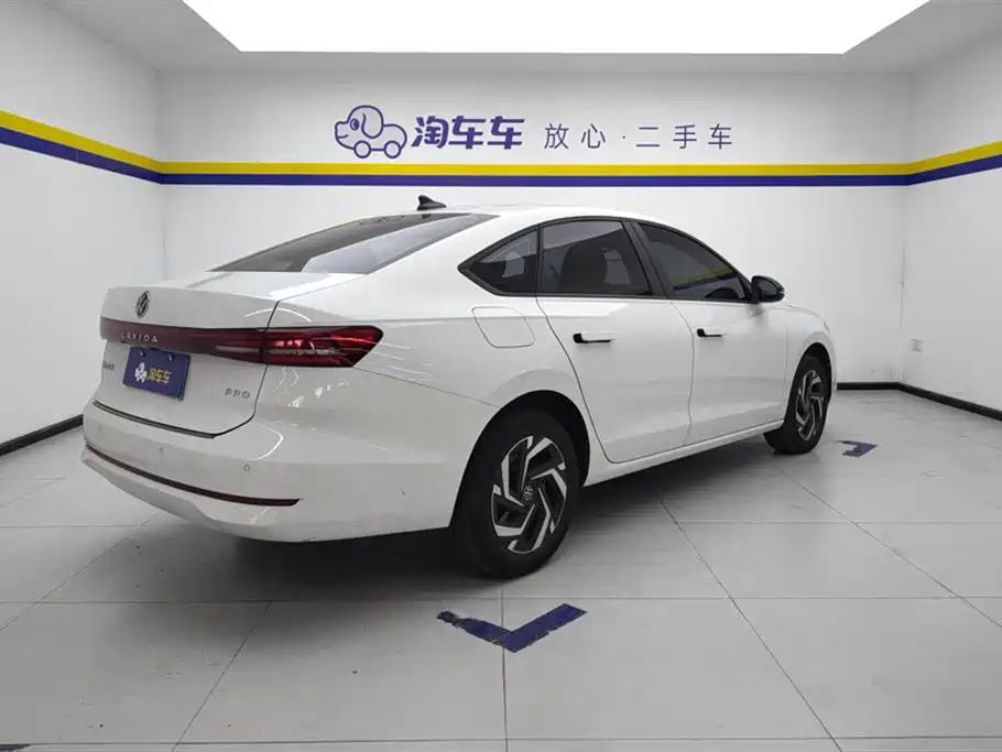Volkswagen Lavida 2026 Pro 300TSI