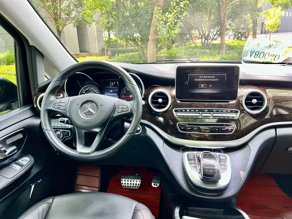 Mercedes-Benz V-Class — миниатюра 12