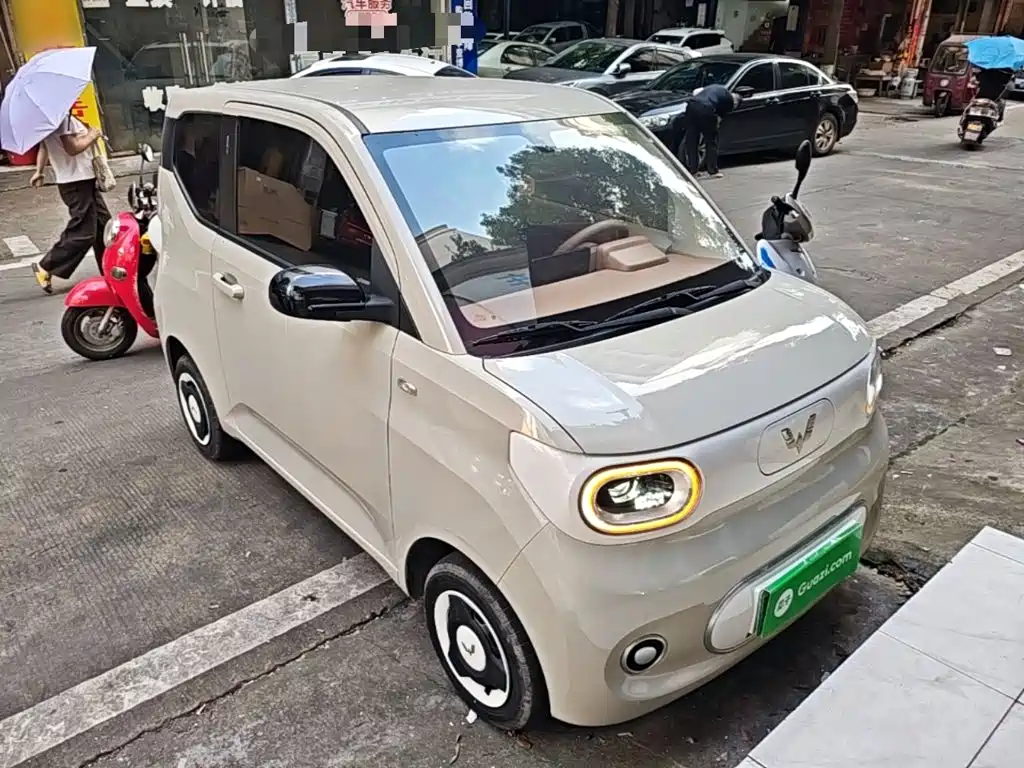 Wuling MINIEV — миниатюра 4