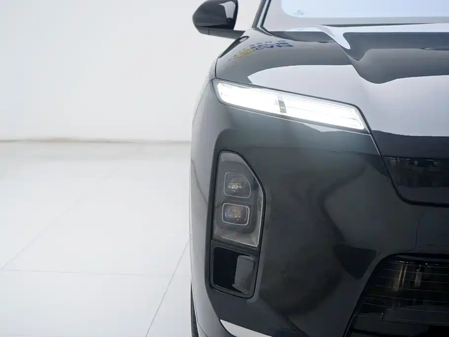 NIO ES8 — миниатюра 14
