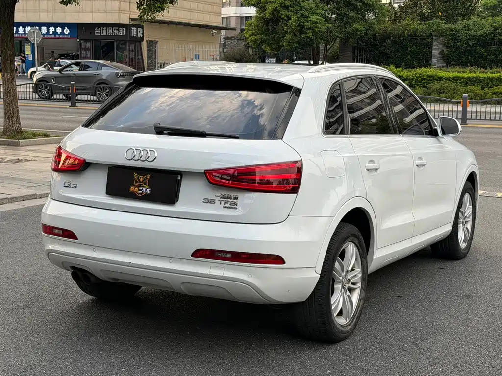 Audi Q3 — миниатюра 6