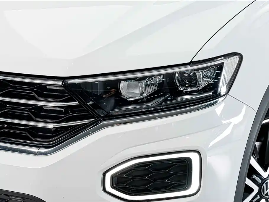 Volkswagen T-Roc — миниатюра 4