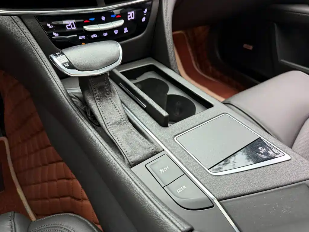 Cadillac CT6 Plug-in — миниатюра 9