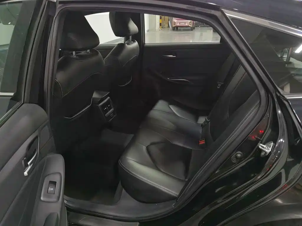 Toyota Avalon — миниатюра 15