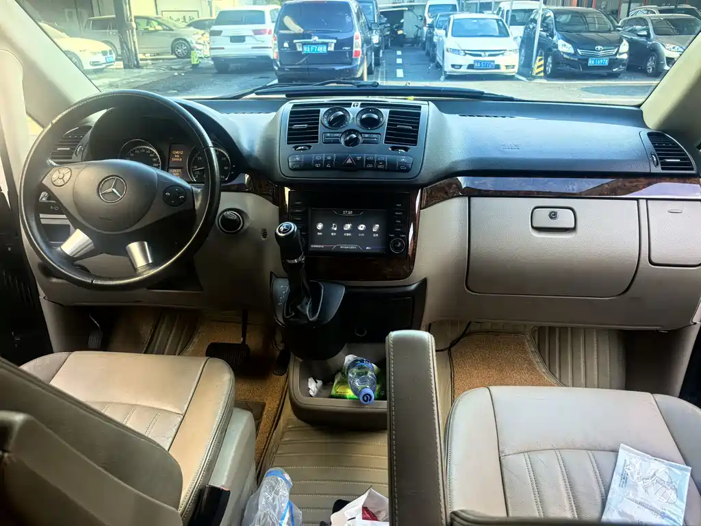 Mercedes-Benz Viano — миниатюра 8