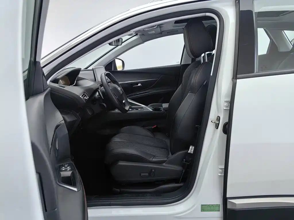 Peugeot 4008 — миниатюра 10