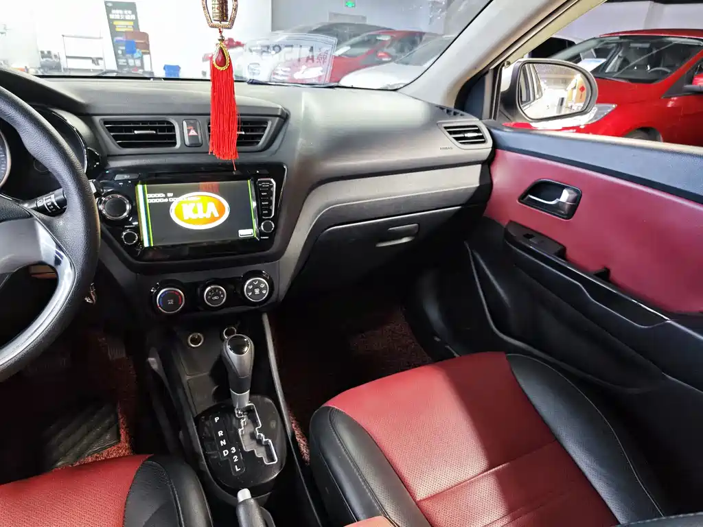 Kia K2 — миниатюра 13