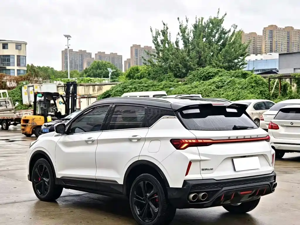 Geely Binyue — миниатюра 6