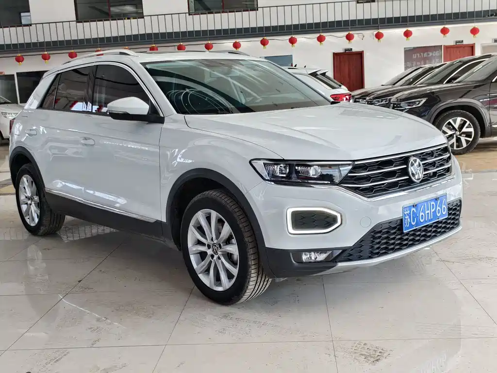 VOLKSWAGEN T ROC EXPLORING SONGS