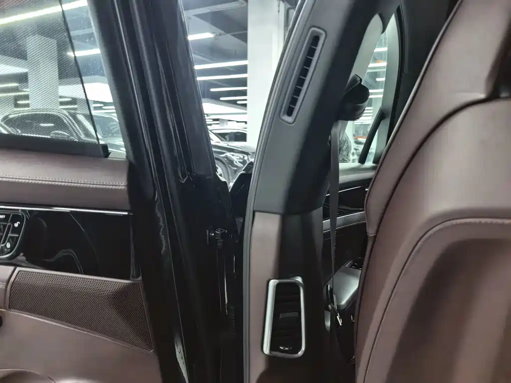 Porsche Panamera — миниатюра 8