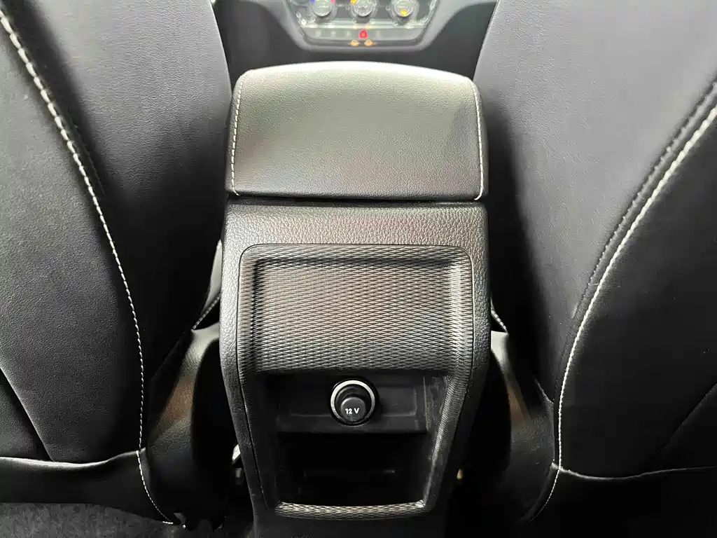 Skoda Kamiq — миниатюра 13