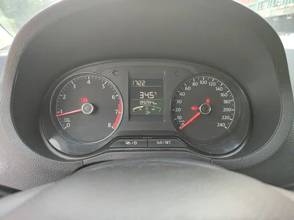 Volkswagen Polo — миниатюра 12