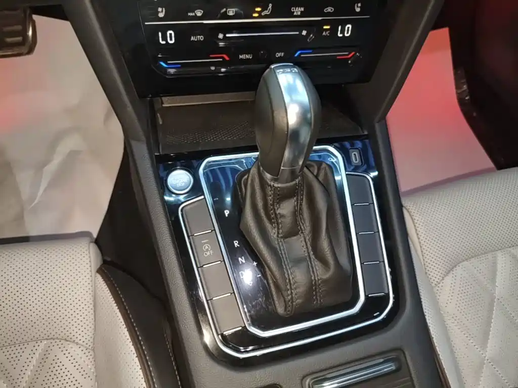 Volkswagen Magotan — миниатюра 14