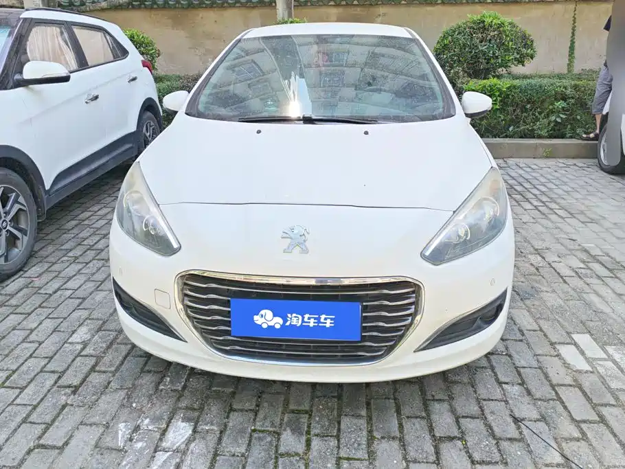 Peugeot 308 — миниатюра 2
