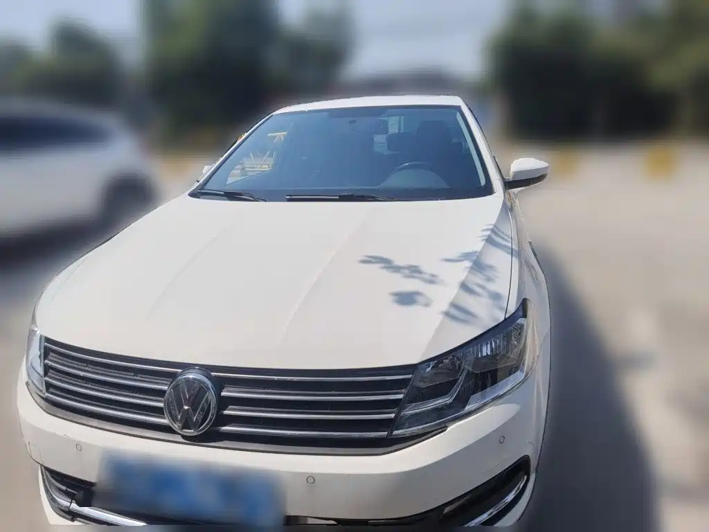 Volkswagen Lavida — миниатюра 2